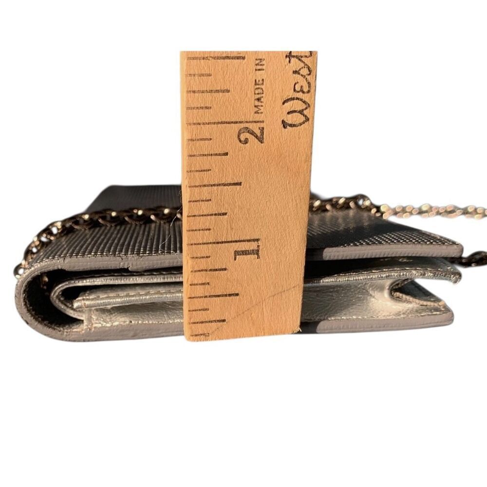 FENDI Metallic Calfskin Wallet On Chain Silver Clutch Purse AUTHENTIC $3800 - Picture 12 of 15